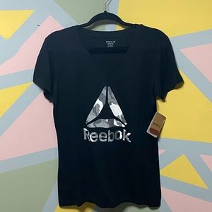 2 for $10 ‼️Athletic Reebok Tee